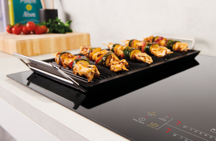 WESTINGHOUSE 60 CM INDUCTION COOKTOP BLACK BOILPROTECT 4 ZONE TOUCH