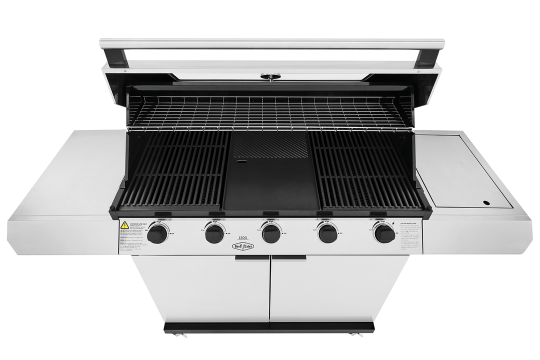 BEEFEATER BEEFEATER 1200 SERIES FREESTANDING BBQ 5 BURNER STAINLESS STEEL